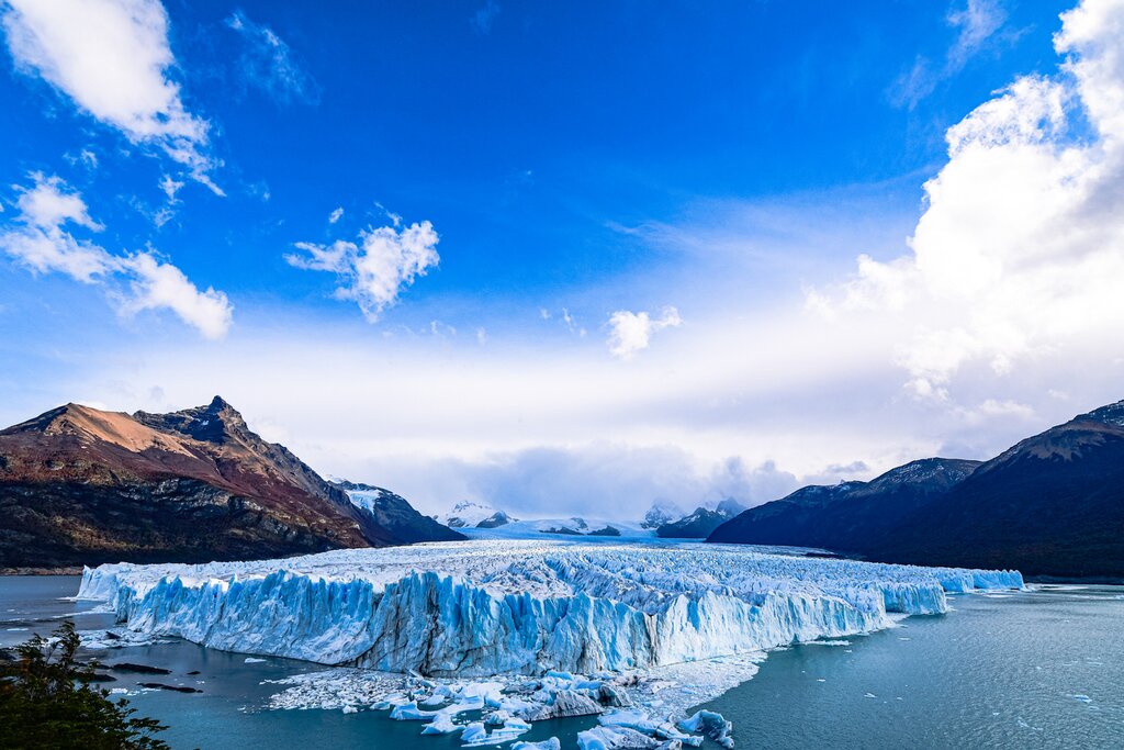 Rugged mountains and a clear lake in Patagonia